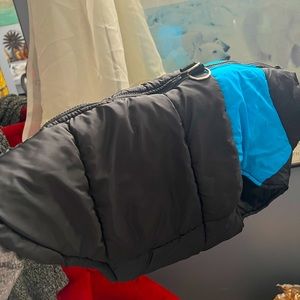 Dog puffer vest medium